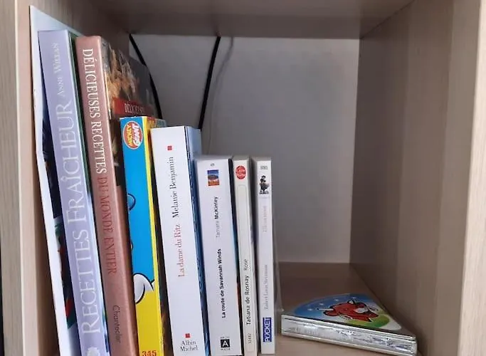 Le Silvaplana : 4 Prs, 300 M Plages, Parking Apartment